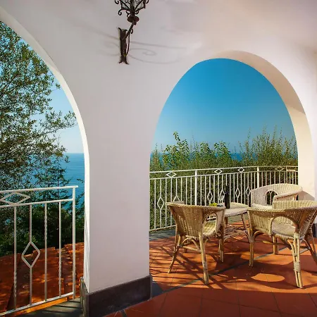 Conca Verde Sleeps 12 Pool Air Con Wifi * Massa Lubrense